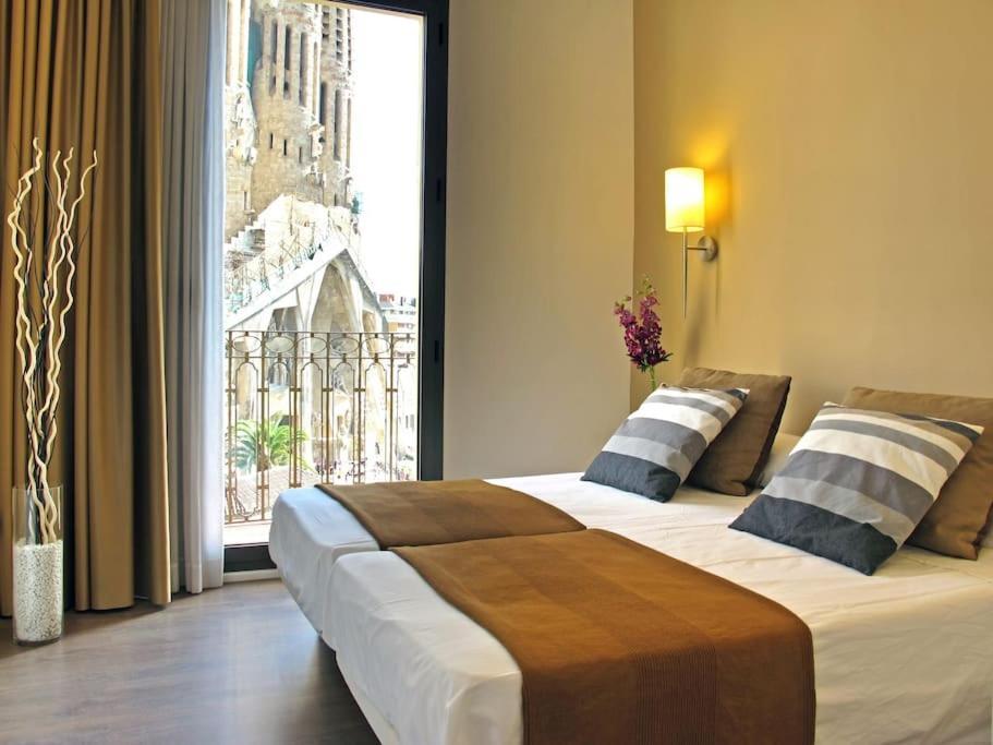 Flat With Views To Sagrada Famila * Barcelona