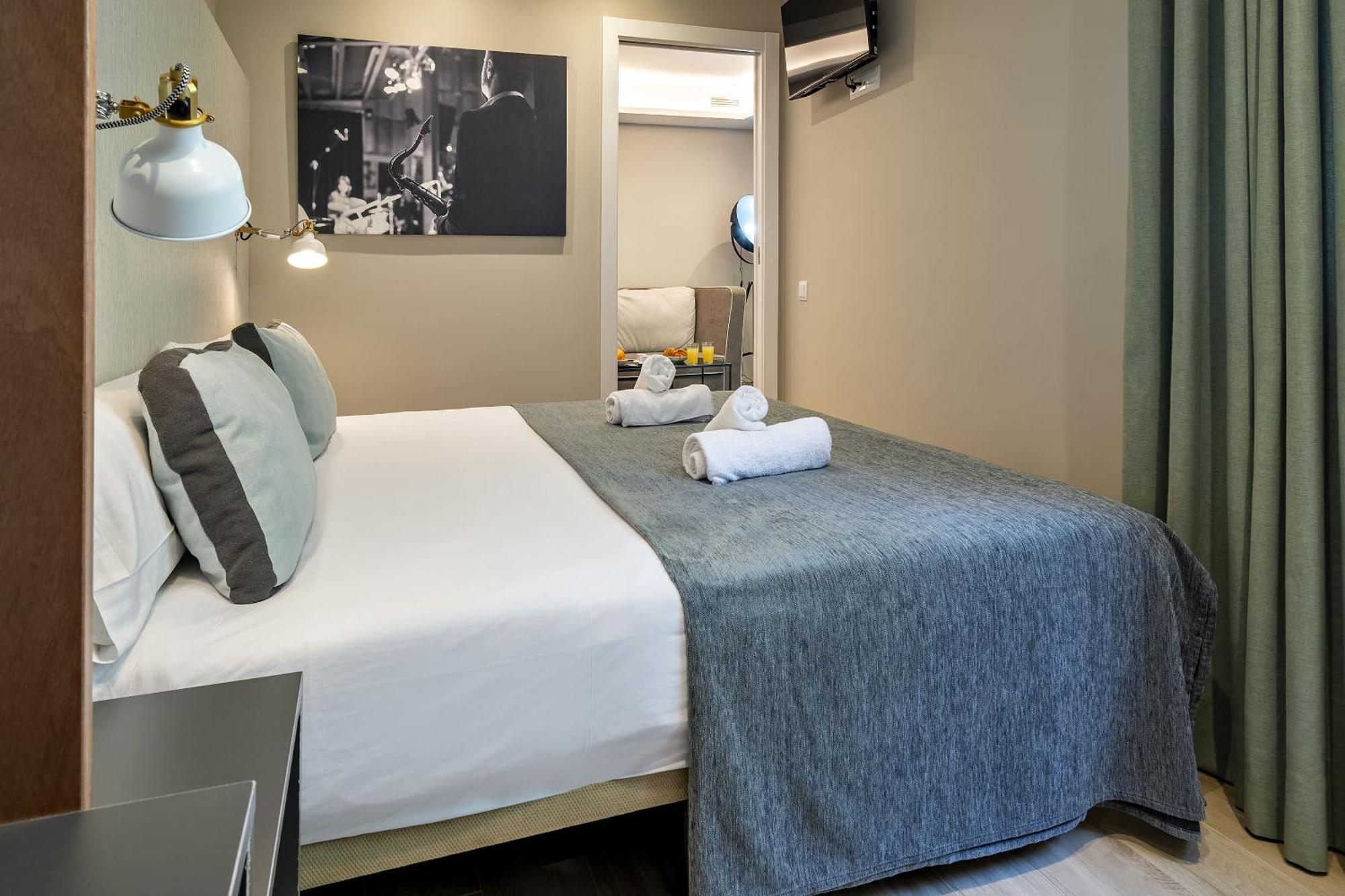 Habitat Cool Jazz Apartahotel 3*