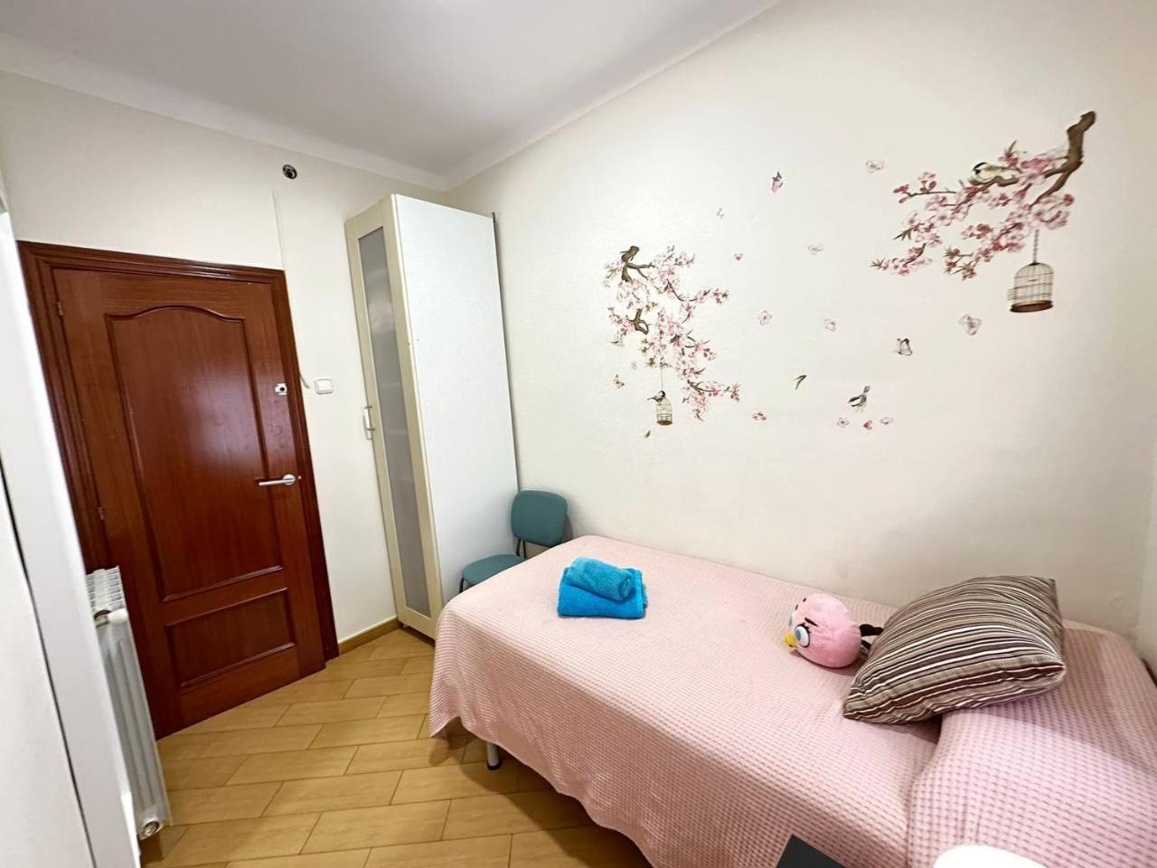 Rooms Nueva Valencia Bed & Breakfast Barcelona