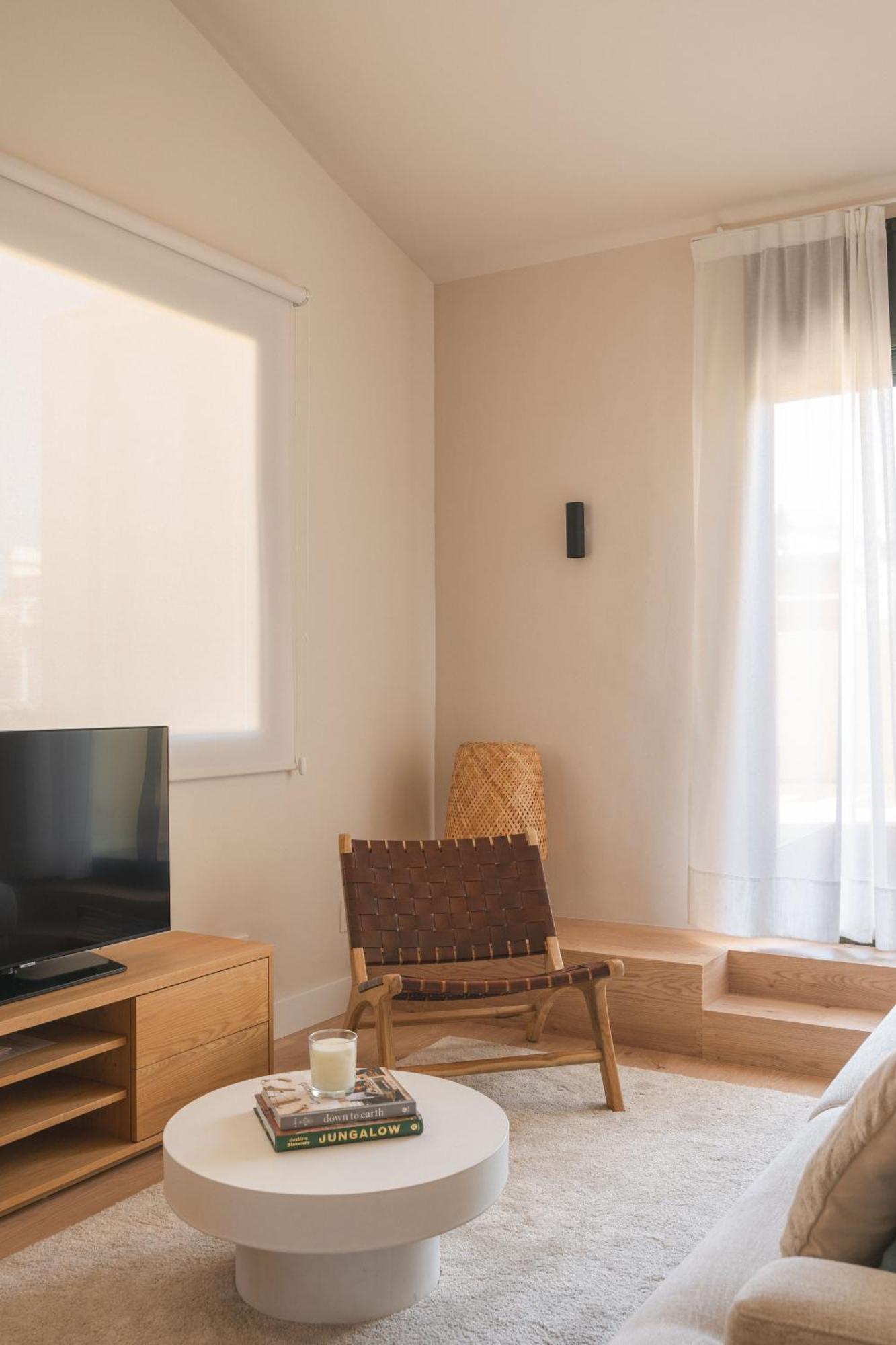 Apartamento C211 *