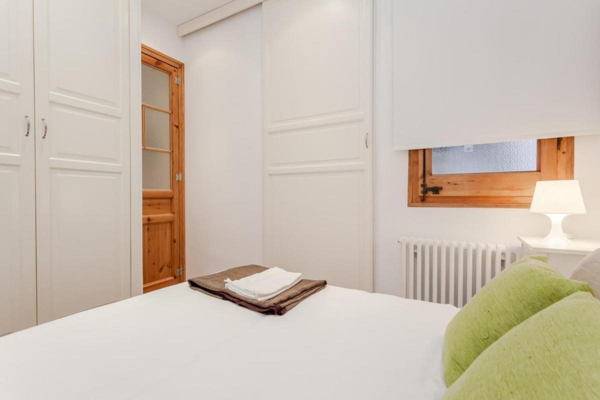 Comodo En Sagrada Familia Apartment