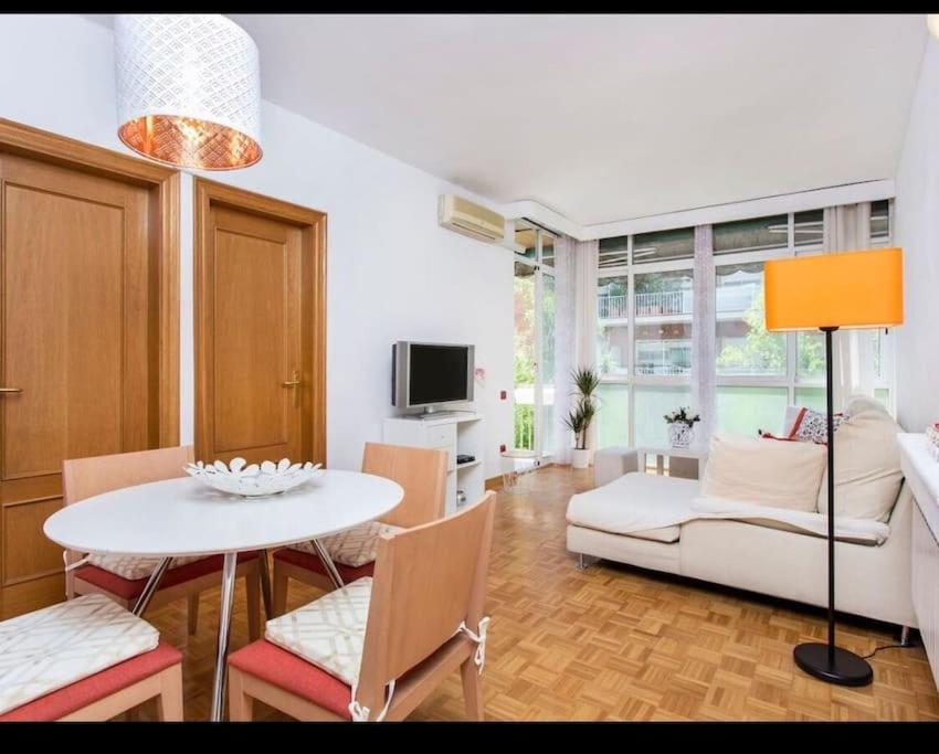 Apartamento Bcn 4 *