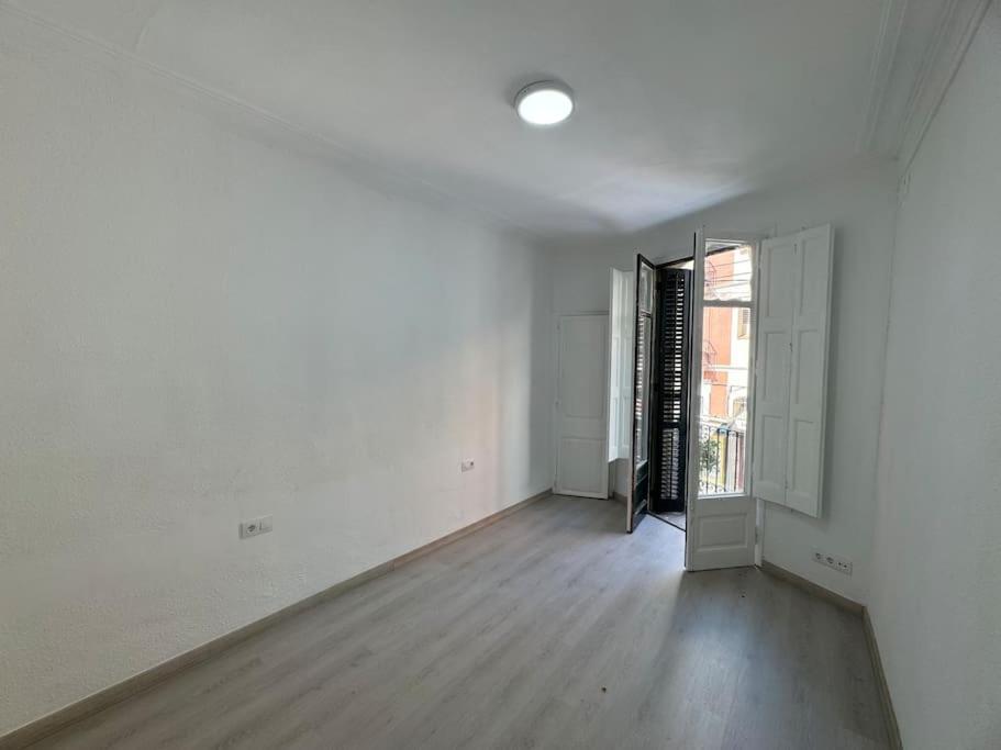 Renovado Con Patio Apartamento *