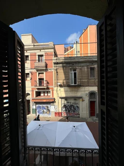 Apartamento Renovado Con Patio