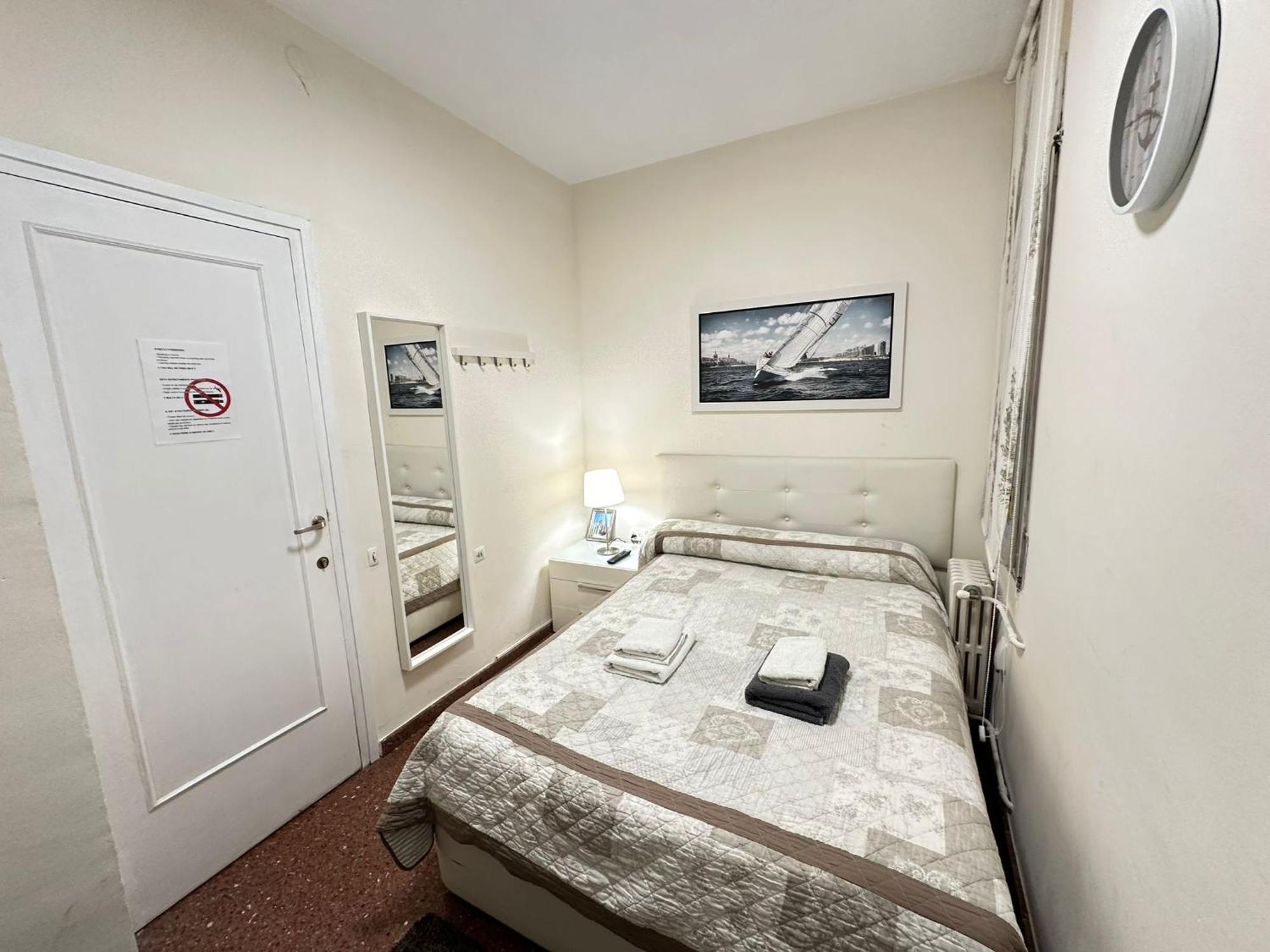 Bed & Breakfast Rooms Aribau 33