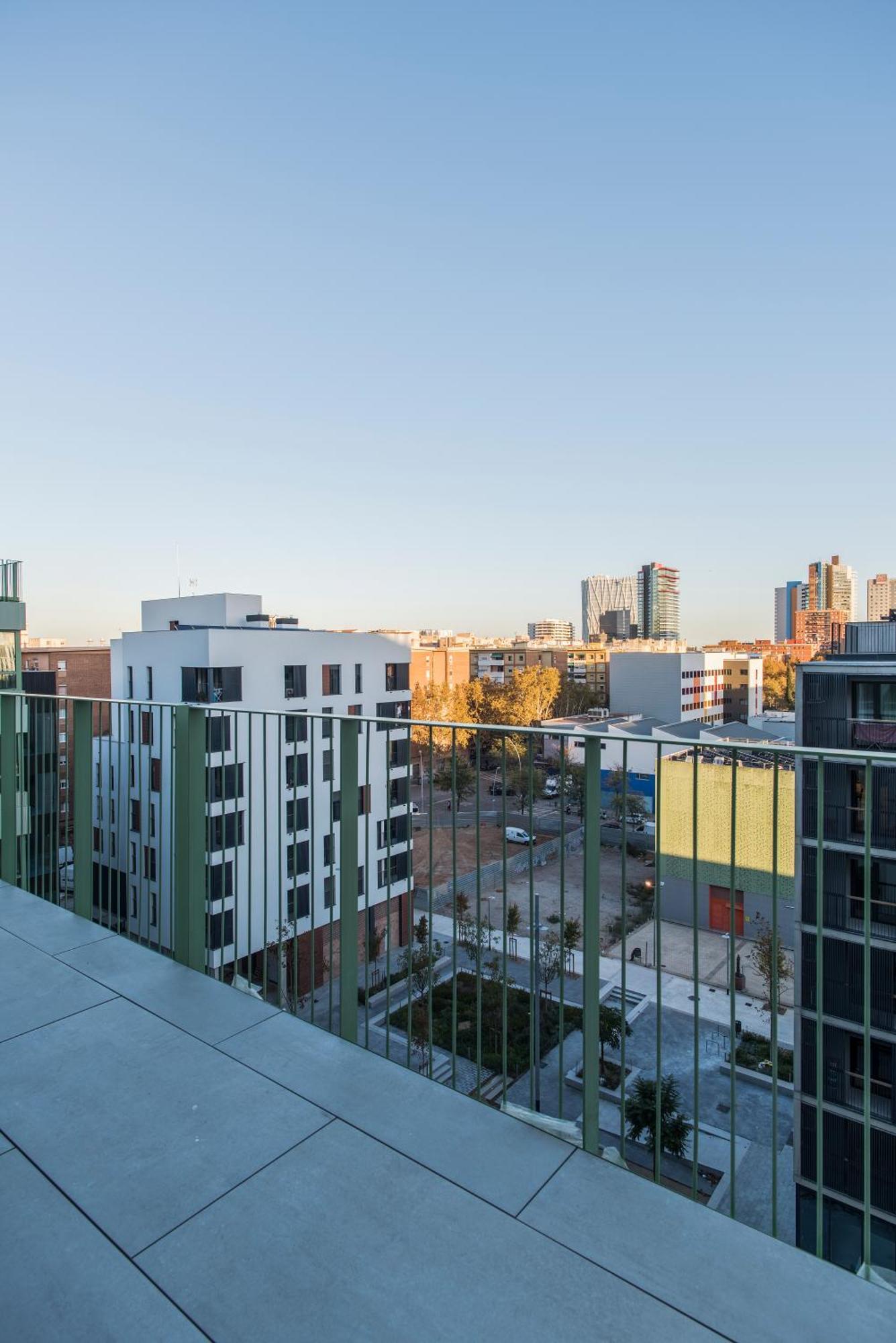 Aparto Cristobal De Moura Hall Of - Only For Students In Apartamento Barcelona