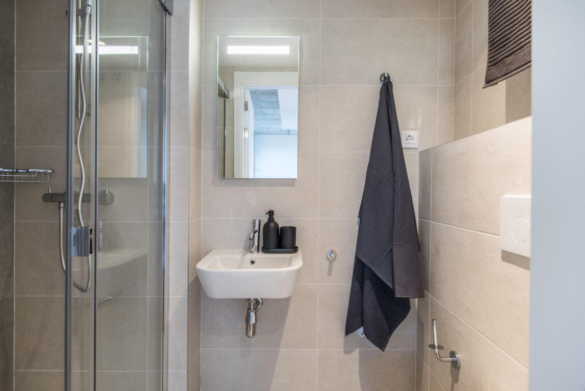 Apartamento Aparto Cristobal De Moura Hall Of - Only For Students In *