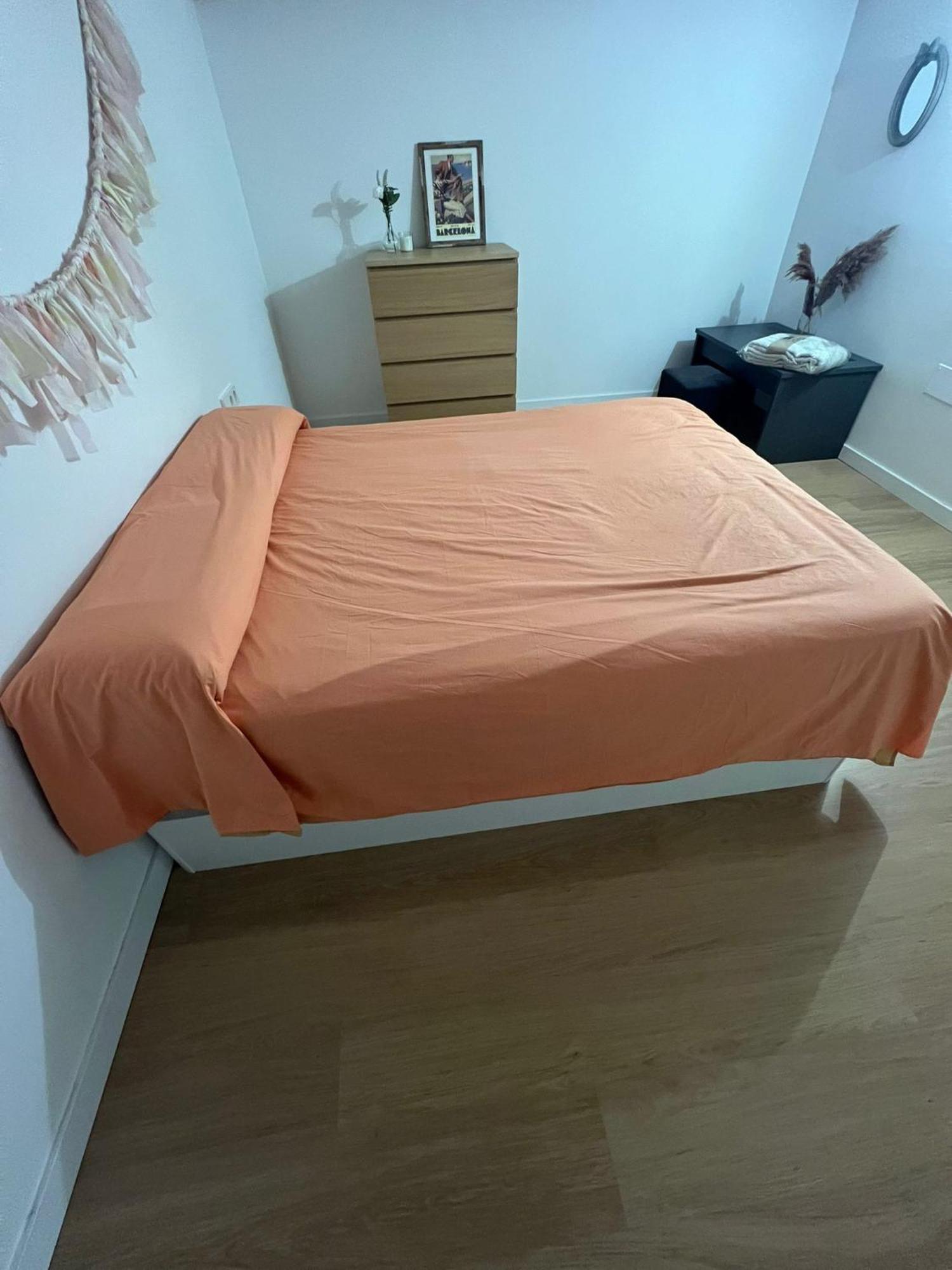 Privada En Compartido * Barcelona