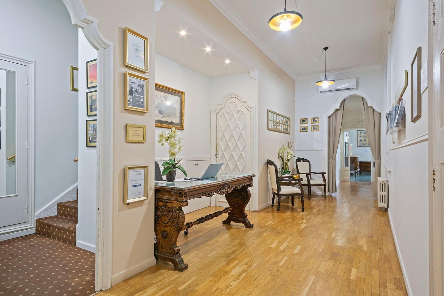 Mihlton Boutique (adults Only) Bed and breakfast Barcelona
