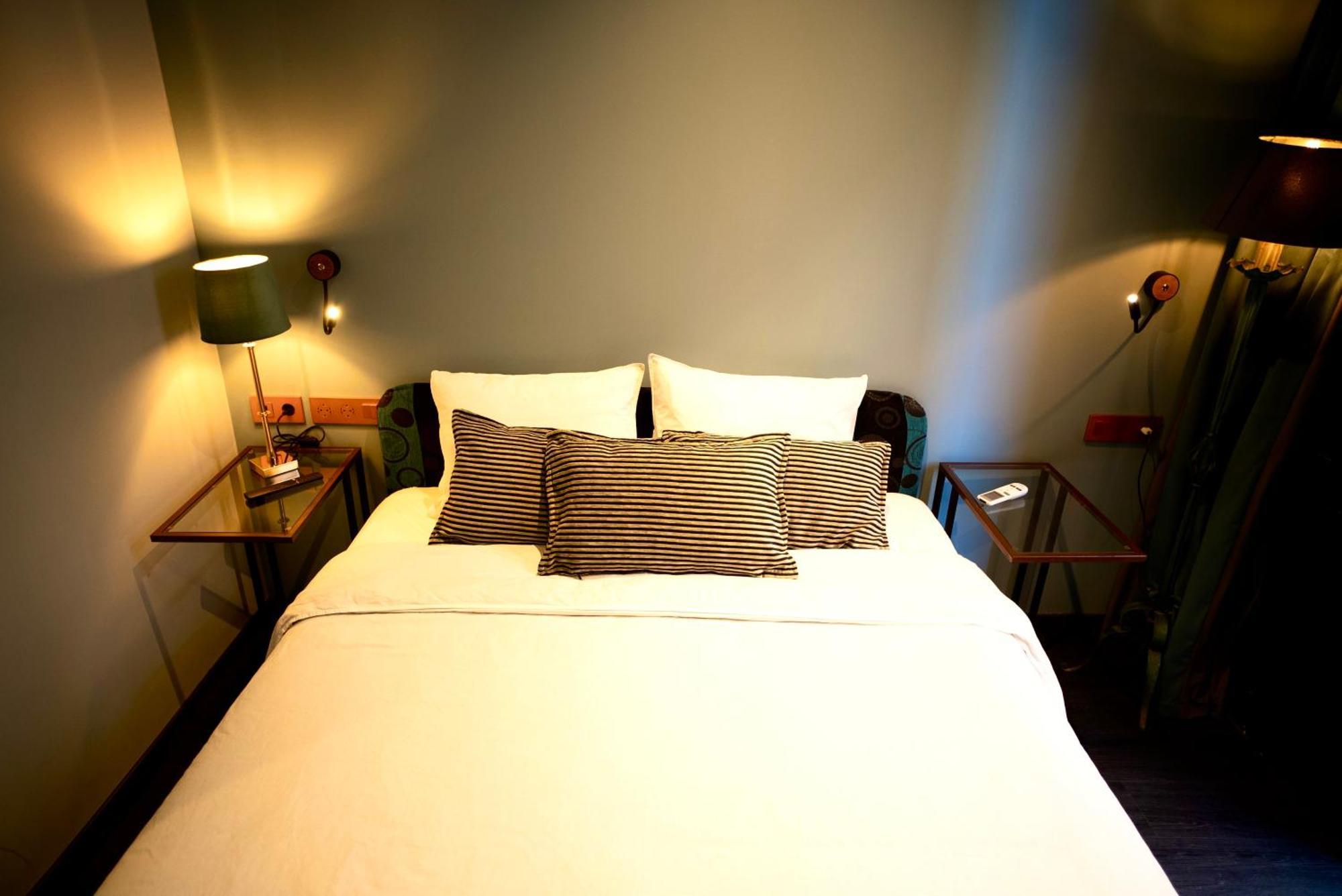Lincoln Lounge 3*