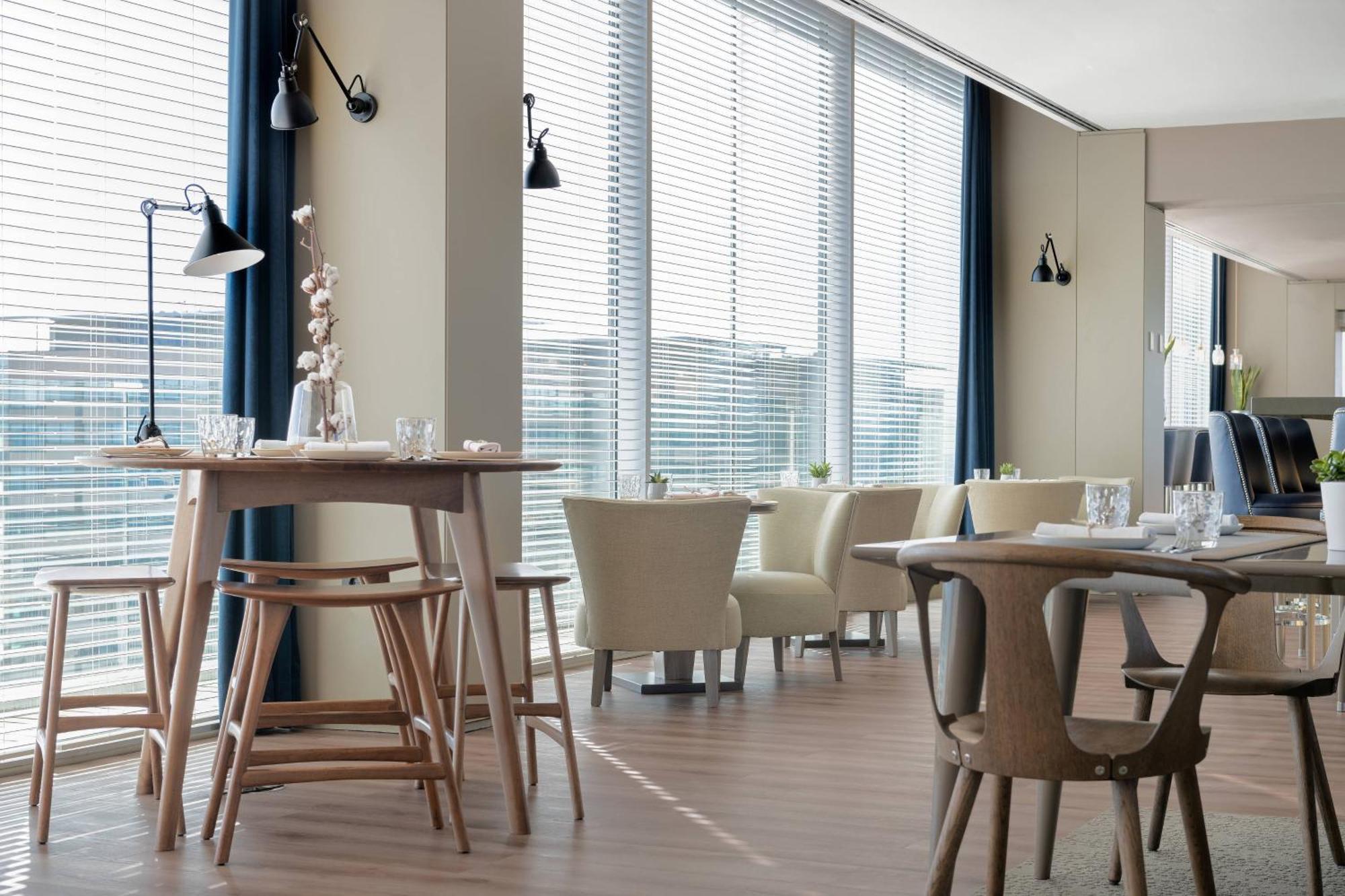 Hotel Ac Fórum By Marriott 4*