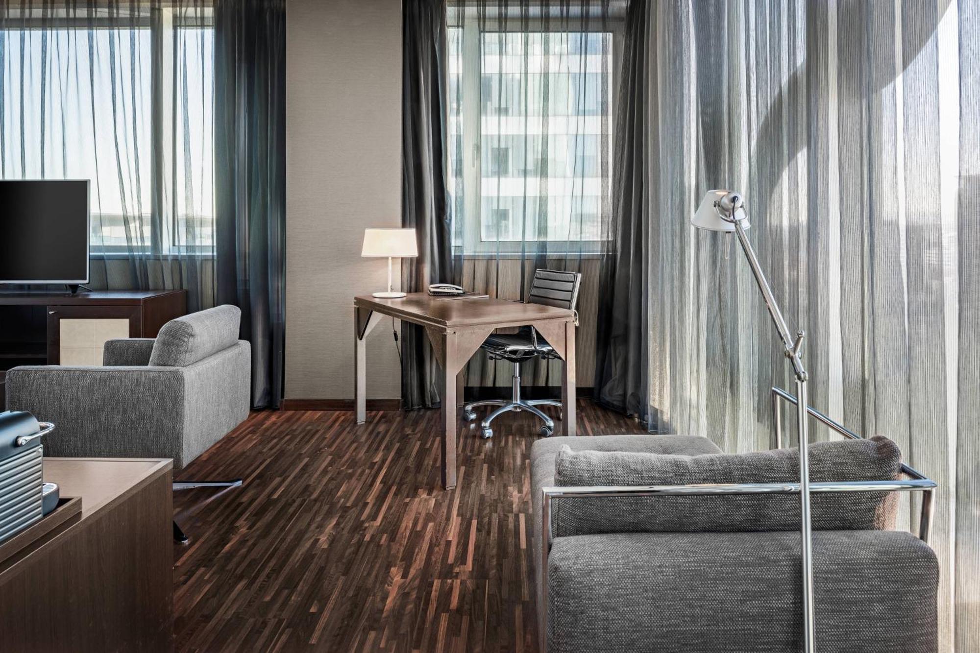 Ac Fórum By Marriott Hotel