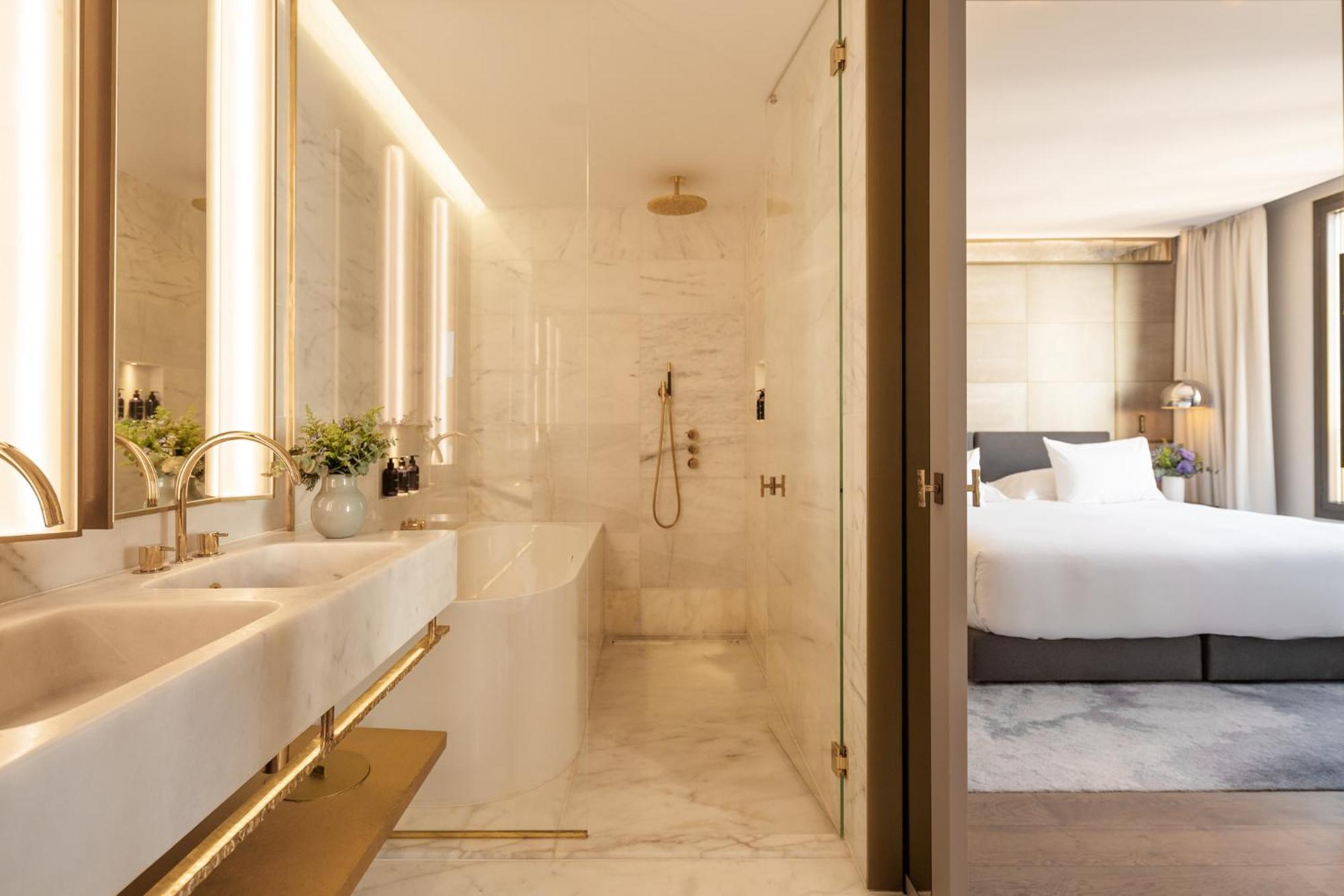 Hotel Almanac 5*