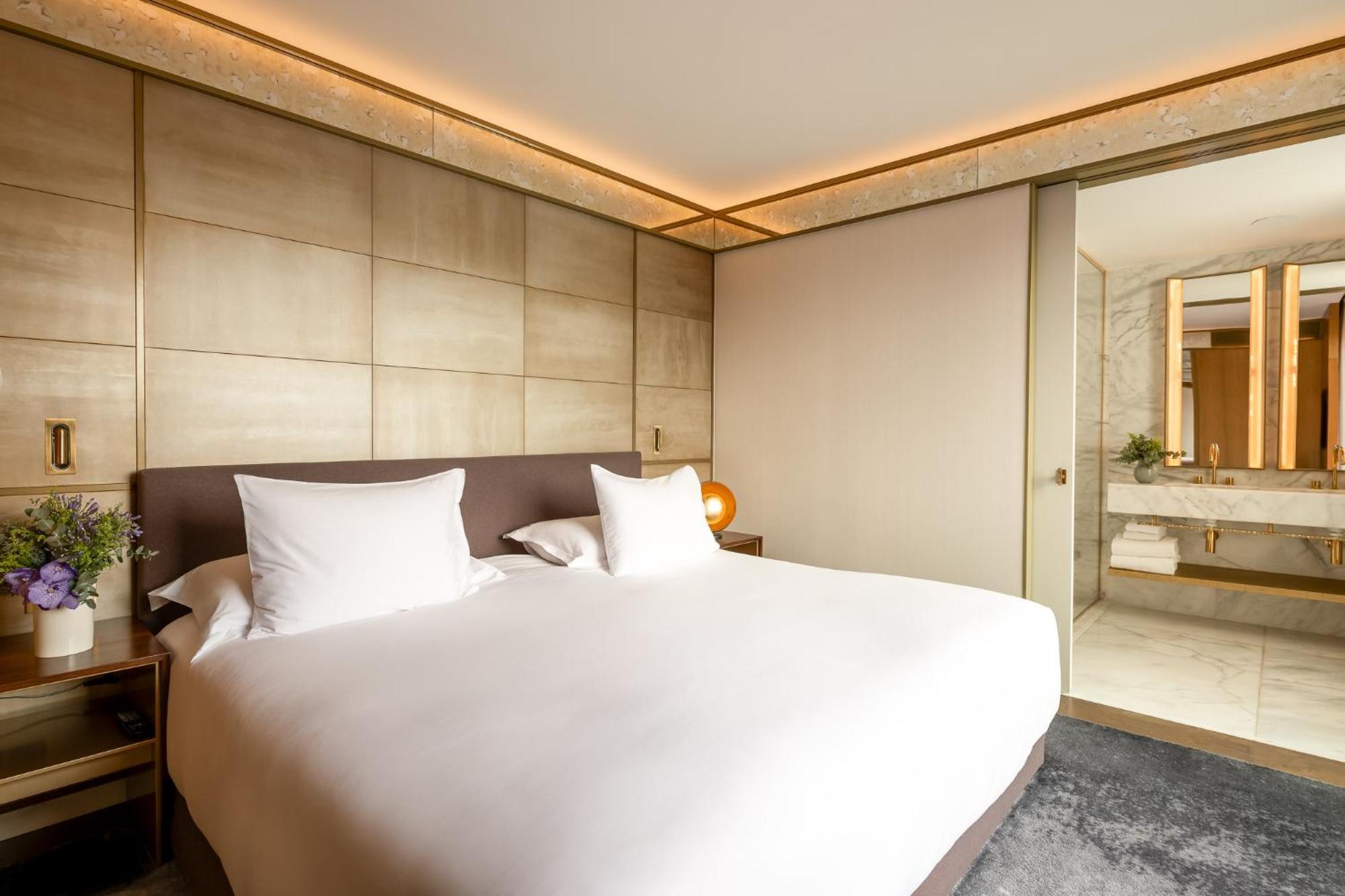 Almanac Hotel 5*