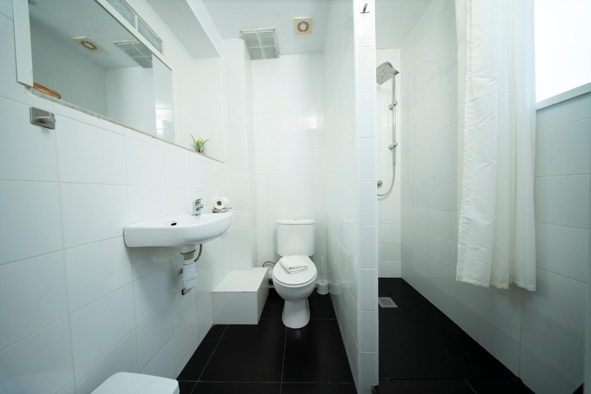 Wow Hostal Barcelona