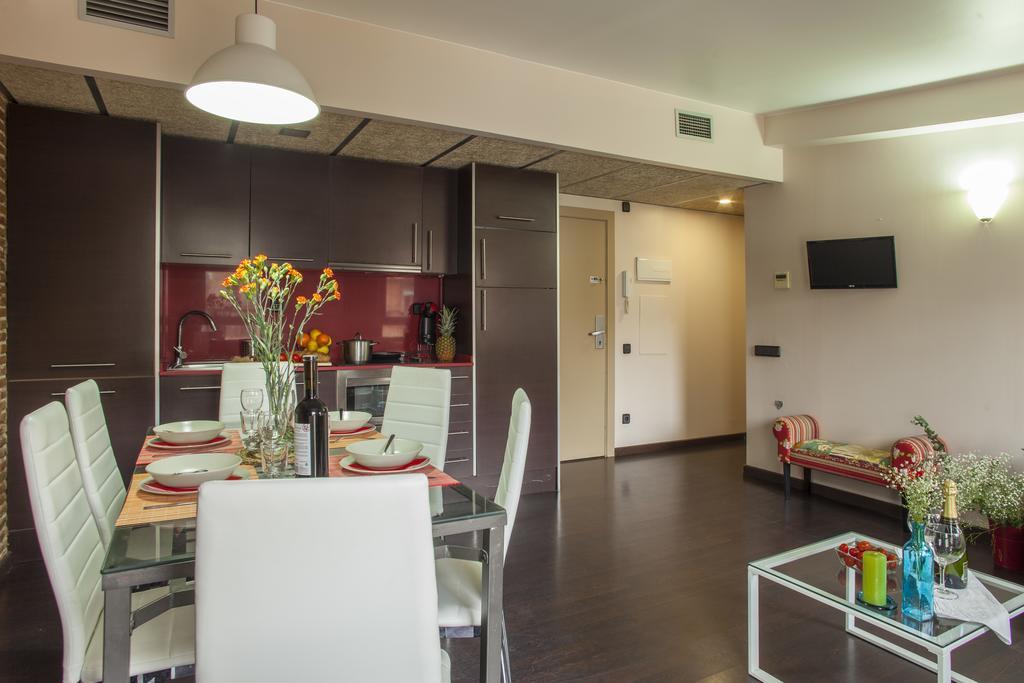 Citytrip Ramblas Apartamento *