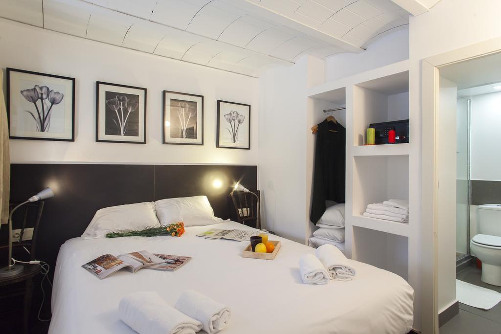 Citytrip Ramblas Apartamento *