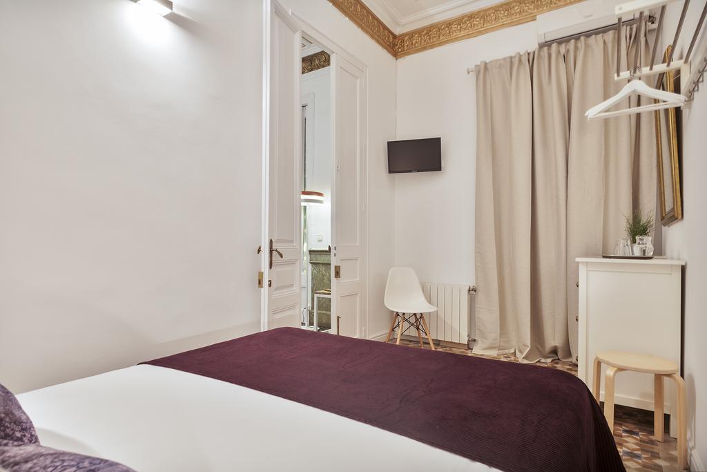 Bed and breakfast Plaza Catalunya 3*