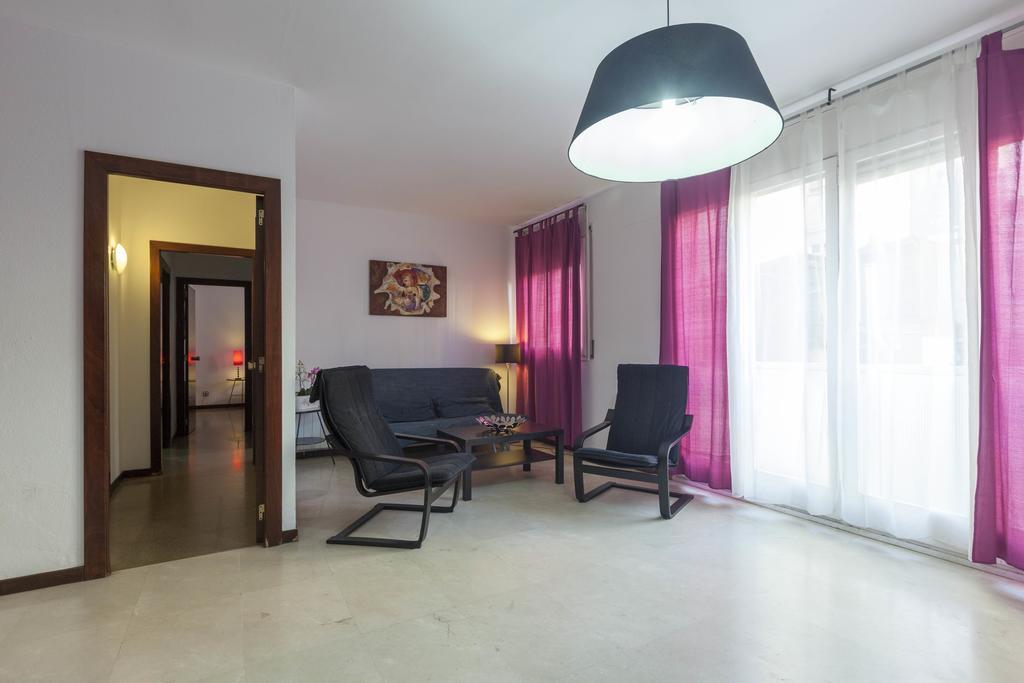 Sagrada Familia Apartamento *