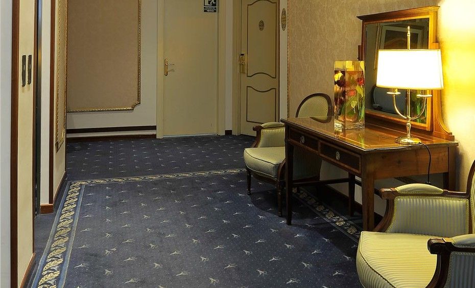 Hotel Roger De Llúria 4*