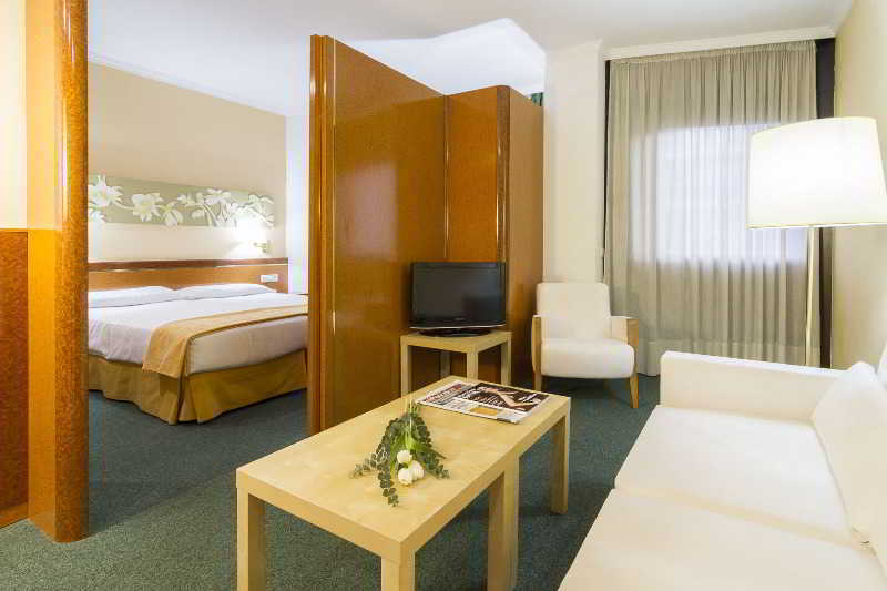 Acacia 4* Barcelona
