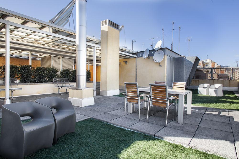 Splendom Pau Claris Apartahotel 4*
