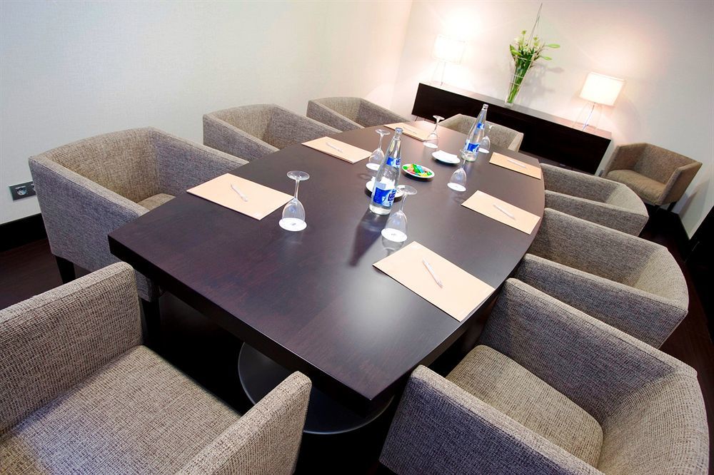 Hotel Nh Sants 4*