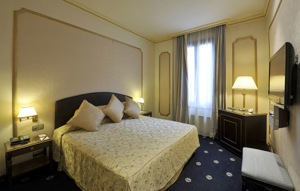 Roger De Llúria Hotel 4*