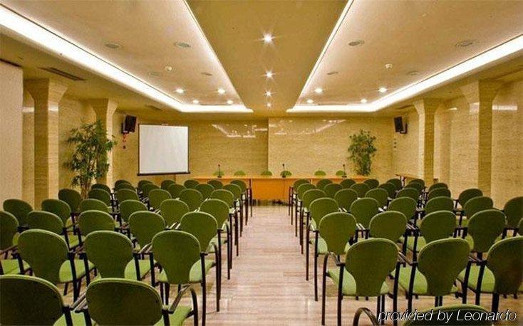 Lleó Hotel 3*