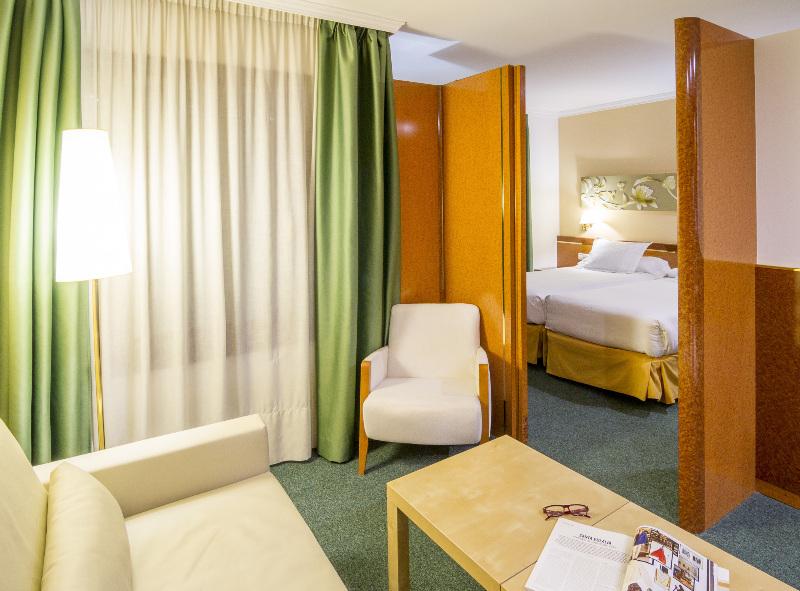Acacia Apartahotel Barcelona