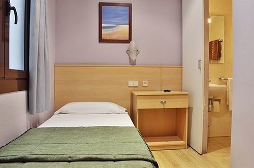 Ciudad Condal - Paseo De Gracia Pensión 3*