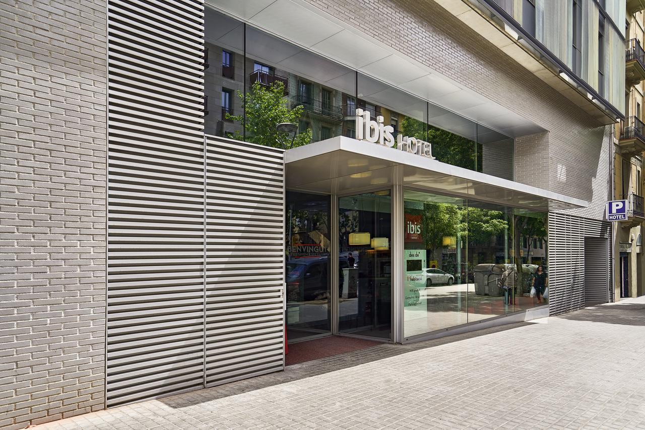 Ibis Centro Hotel 2*