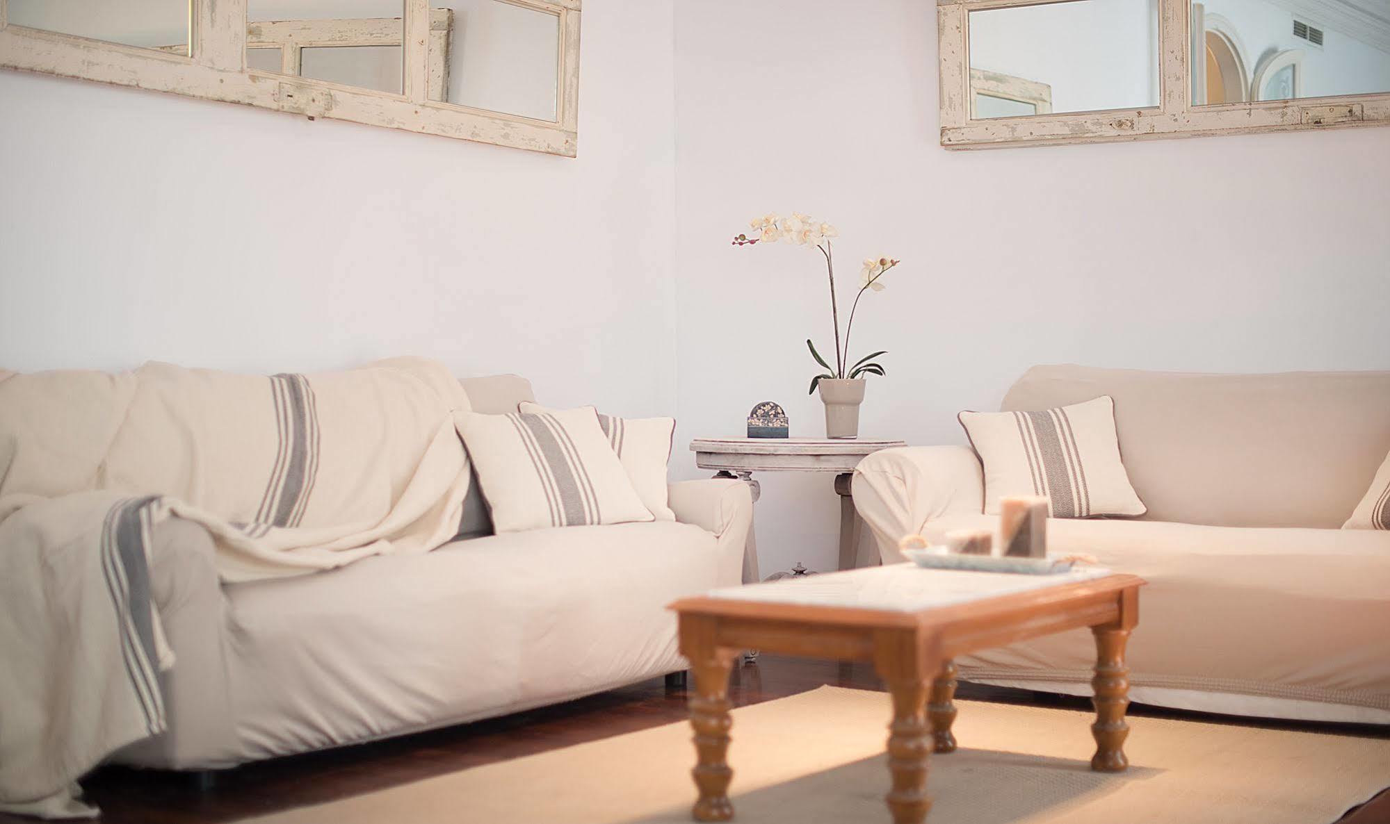 Stylish Diagonal Apartment Barcelona
