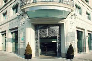 Amister Via Augusta Hotel
