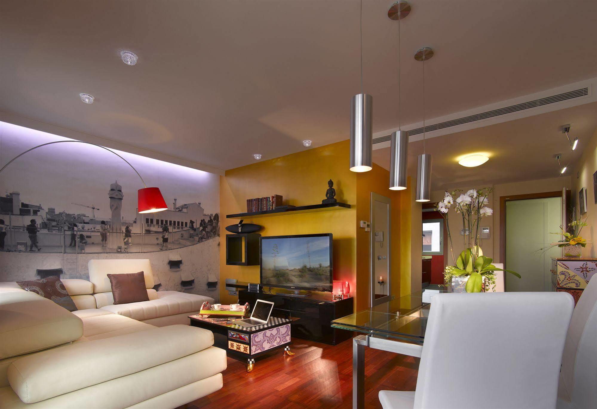 Castro Exclusive Residences Sagrada Familia Aparthotel 5*