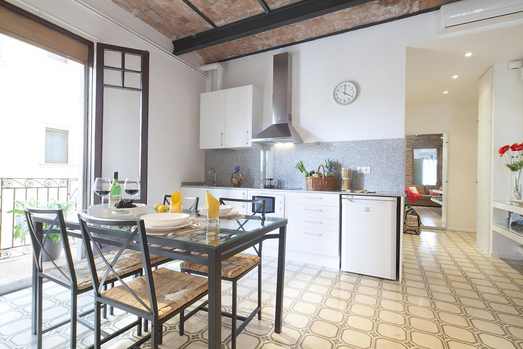 Apartment Happy People Gaudi Sant Pau Barcelona