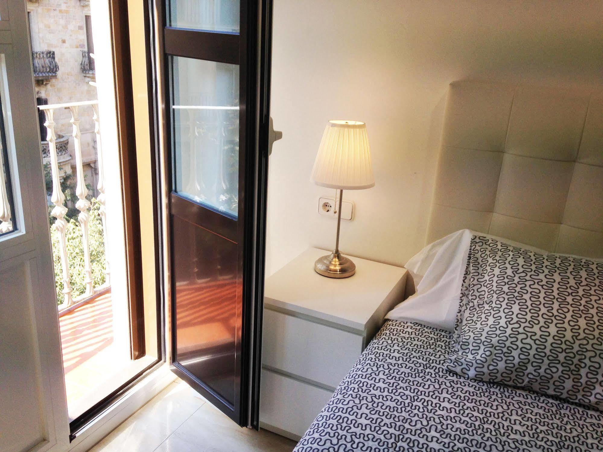 O&M Apartments Barcelona *