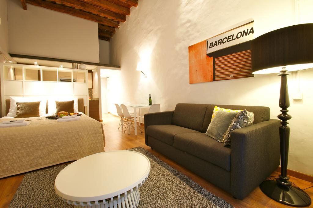 Apartment Borne Down Town *