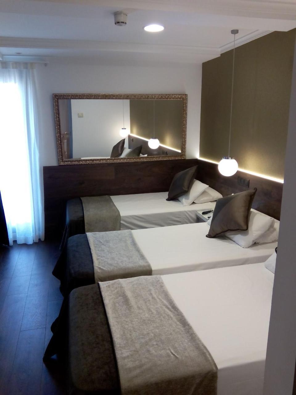 Moderno Hotel 3*