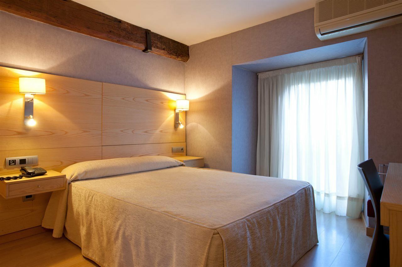 Hotel Sant Agustí 3*