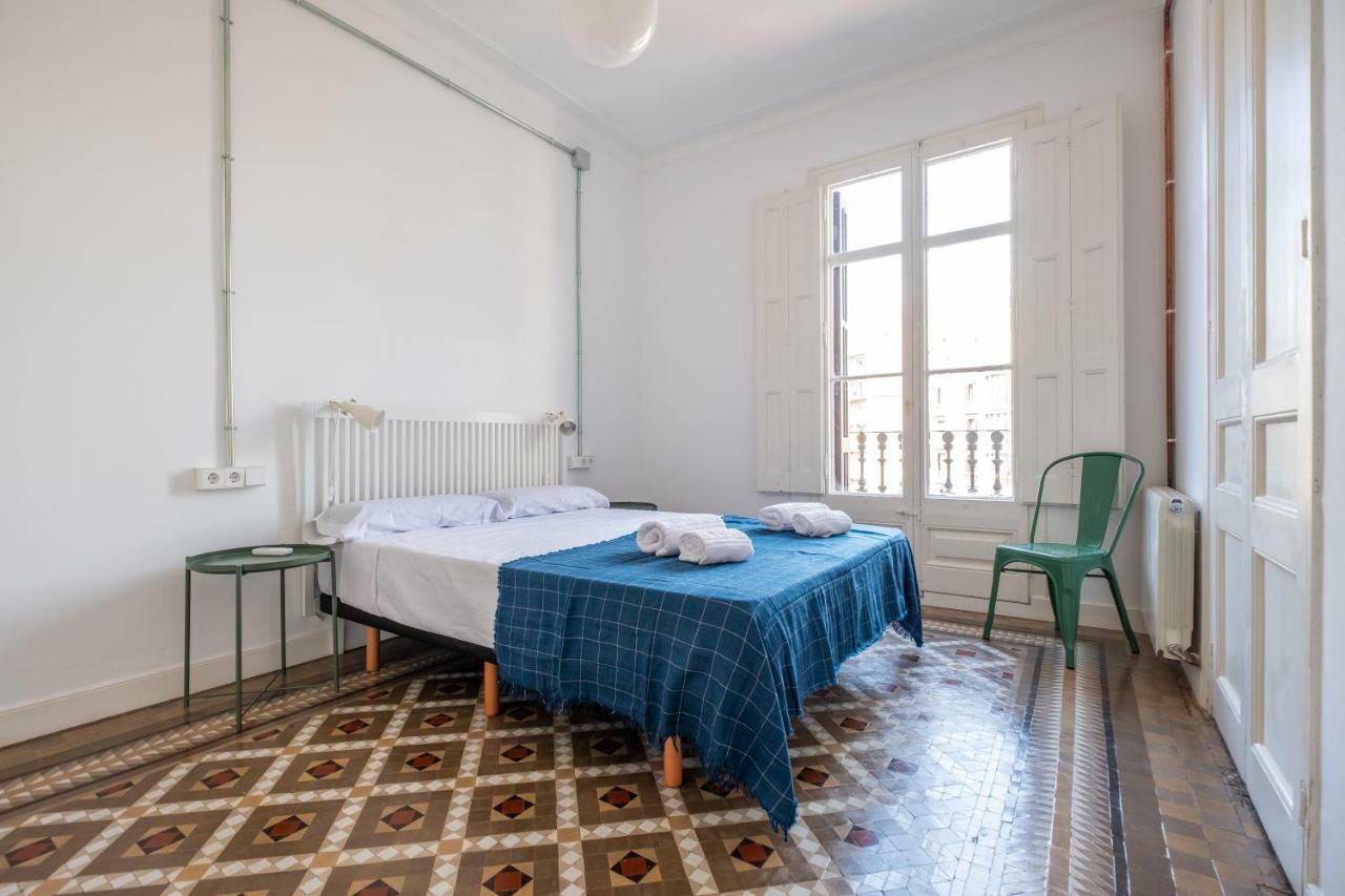 B32-sunny And Modernist For Groups In Center Apartment Barcelona