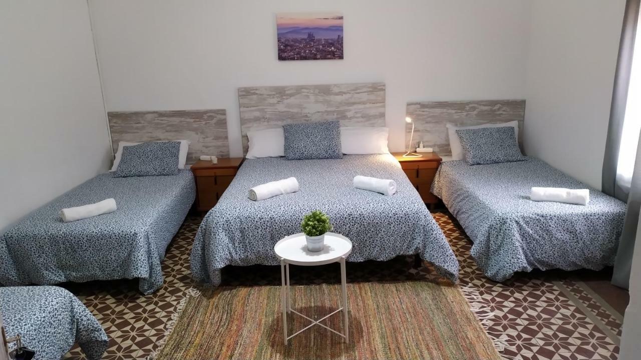 V Hostal 2*