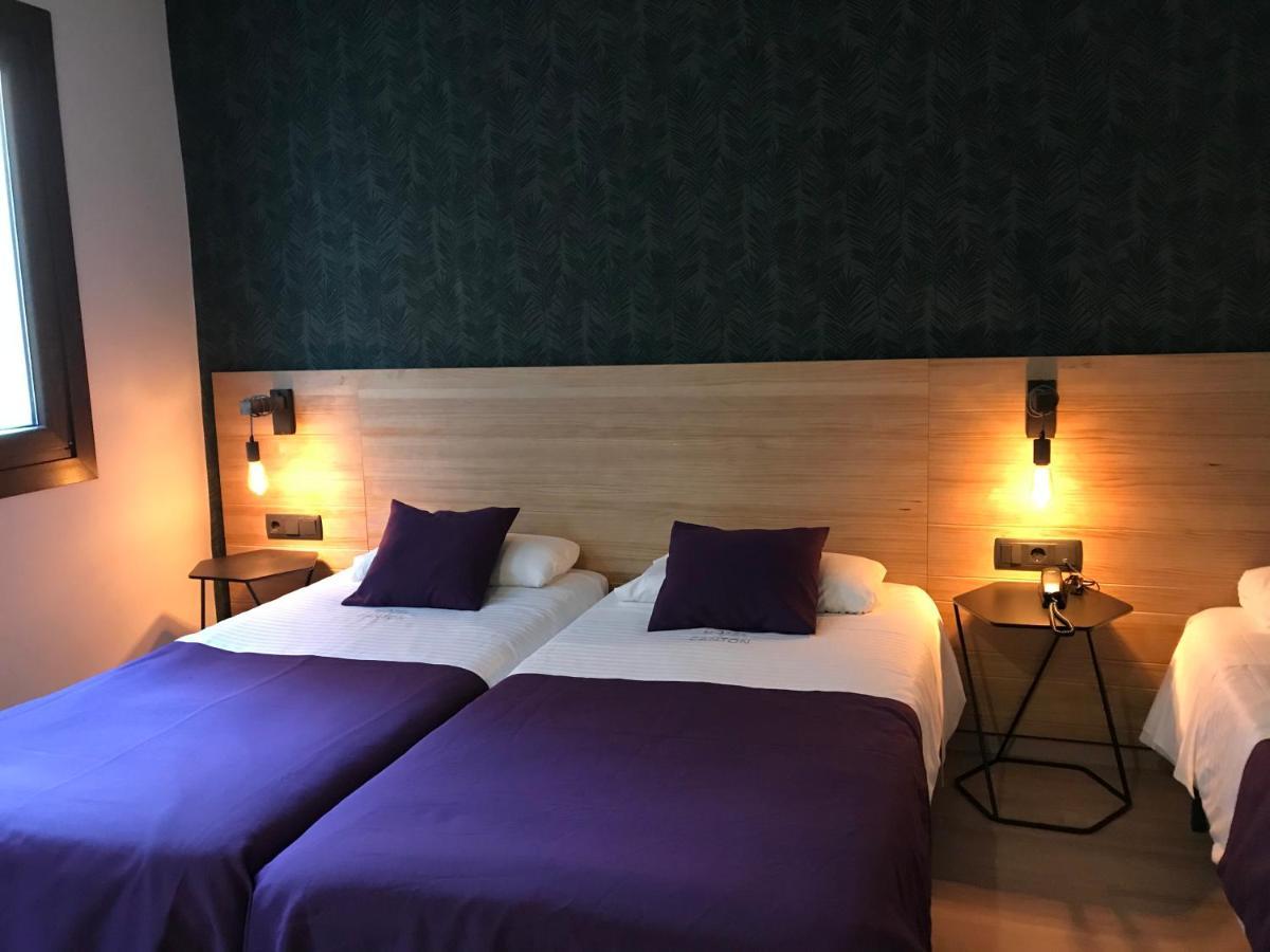 Canton Hotel *